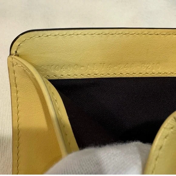 Fendi Yellow Wallet with Gold Logo - Picture 4 of 16